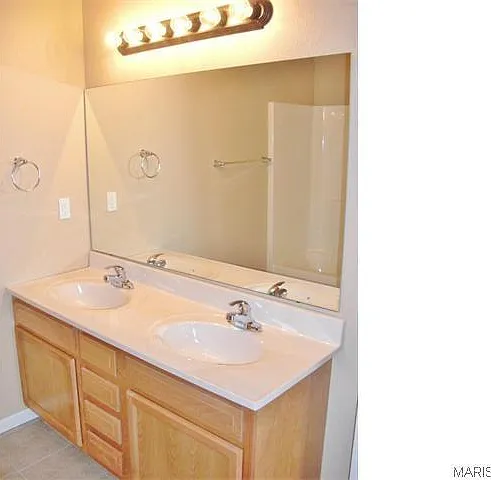 123 Edna St #123-B — Photo 7
