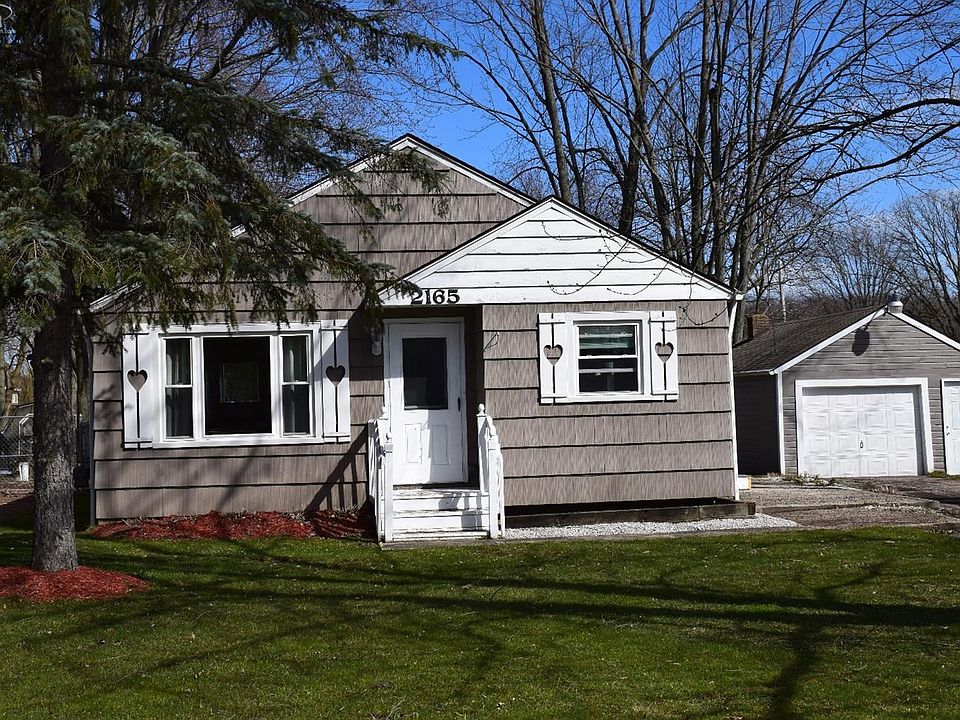2nd image of 2165 Bernice Ave