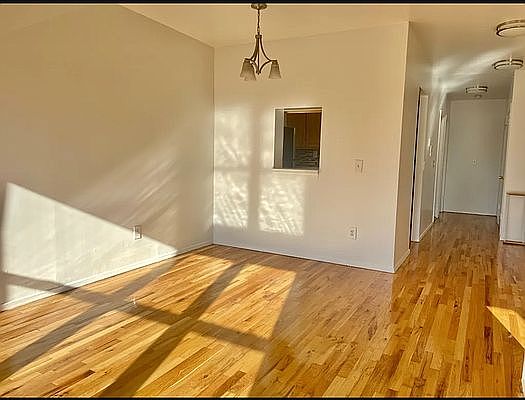 3rd image of 233 E 110th St APT 3