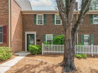 3925 Valley Ct UNIT D, Winston Salem, NC 27106
