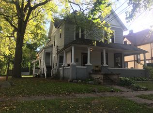 415 Park Pl #3, Kalamazoo, MI 49001