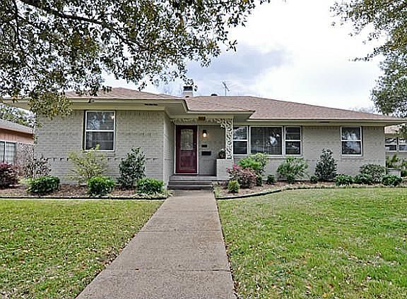 2nd image of 502 Highland Blvd