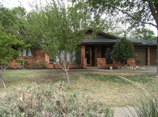 6303 Raleigh Ave, Lubbock, TX 79414