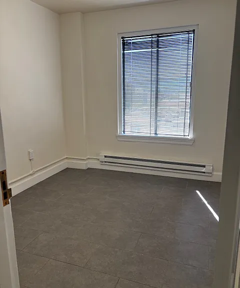 613 bedroom