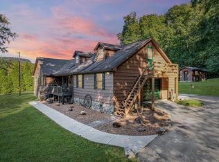 5651 Mullins Cove Rd, Whitwell, TN 37397