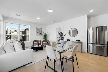 649 38th Street, #PH4