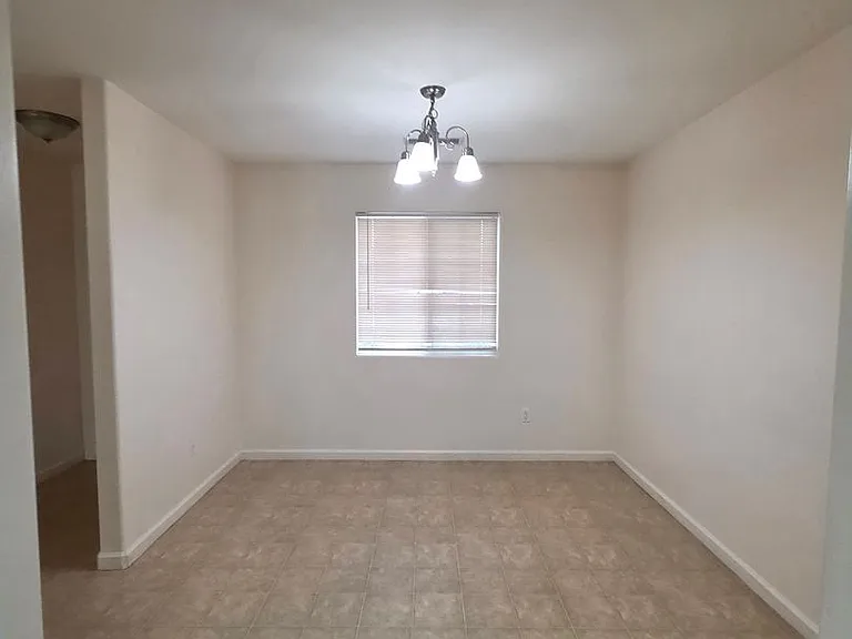 11805 Holabird Ave — Photo 4