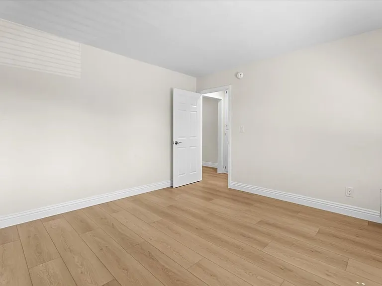 Blairwood Wyngate (#230) — Photo 20