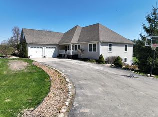 14077 Bird Rd, Byron, MI 48418