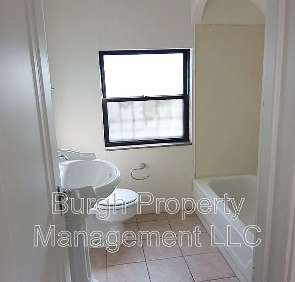 8614 Bricelyn St — Photo 12