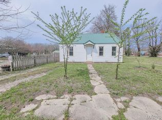 307 W Eldon St, Saint James, MO