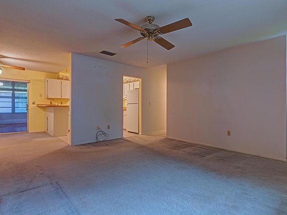 5th image of 1629 Kemberly Ave