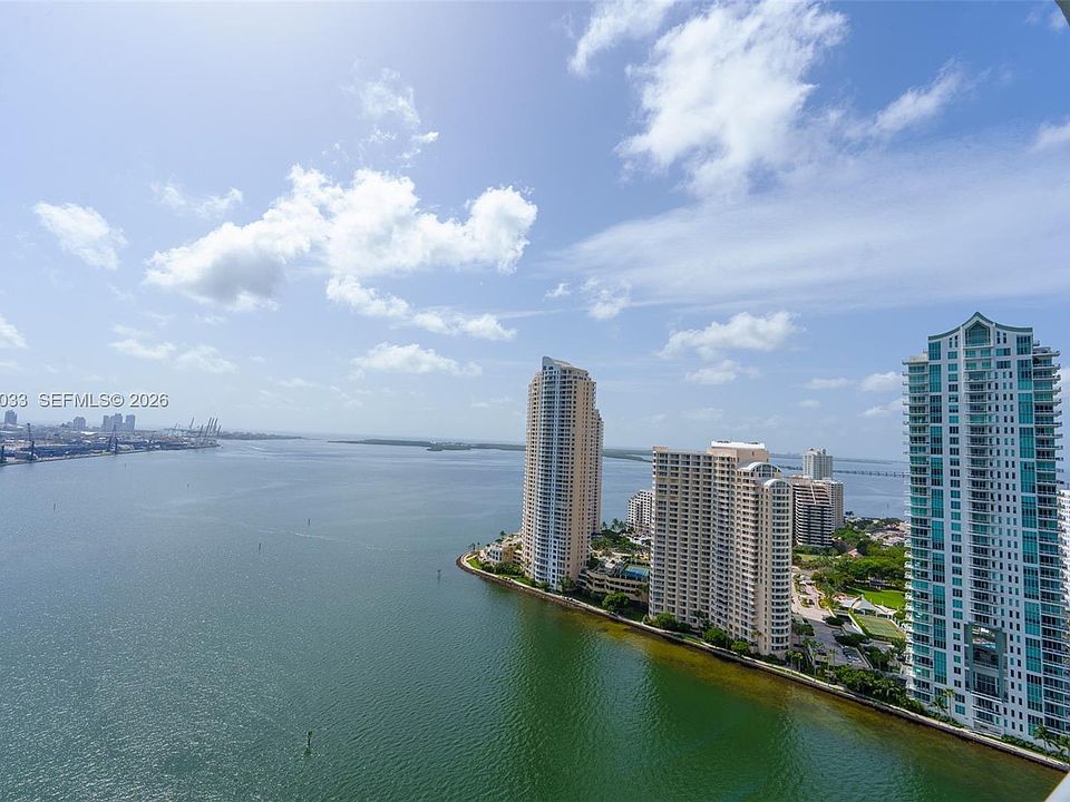 1st image of 325 Biscayne Blvd #3326