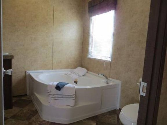 garden tub in each bath