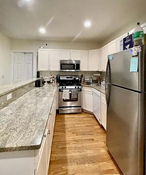 322 Saint Paul St #5 — Photo 2