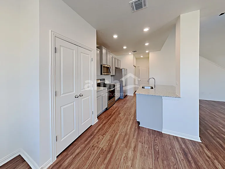 384 Aspen Waters — Photo 4