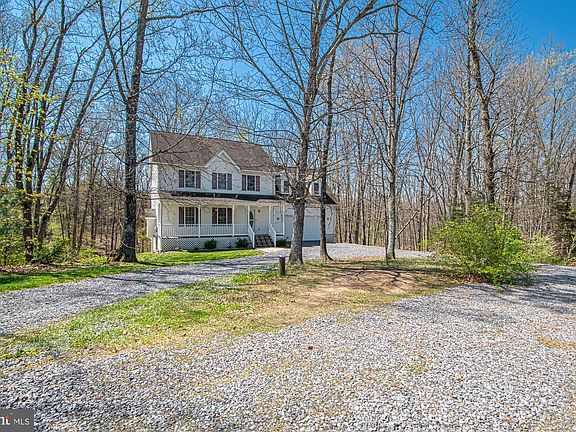 3rd image of 646 Guard Hill Rd