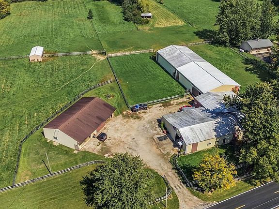 2nd image of 6595 Kilbourne Rd