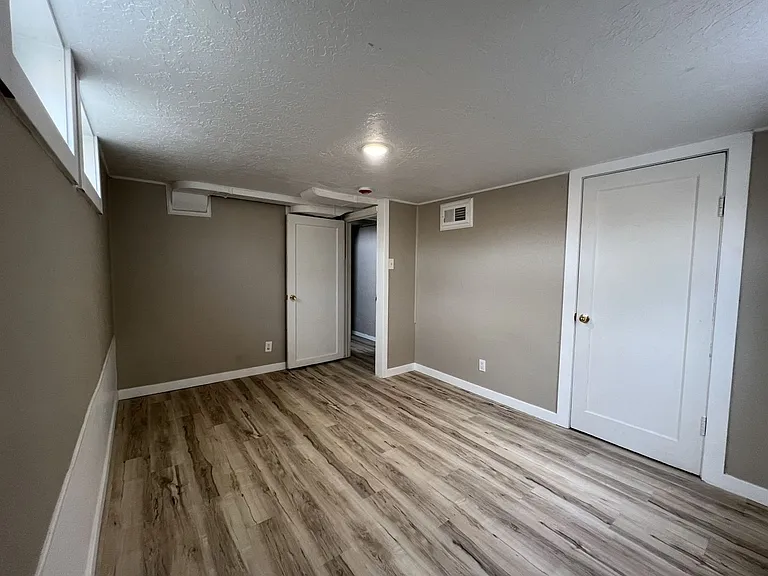 Cleveland Duplex — Photo 20