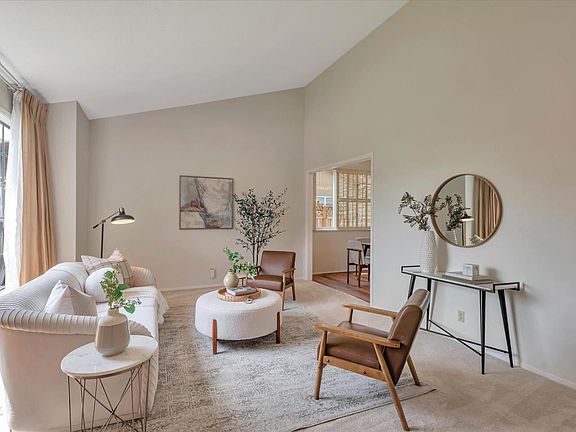3rd image of 432 W Beach Ave