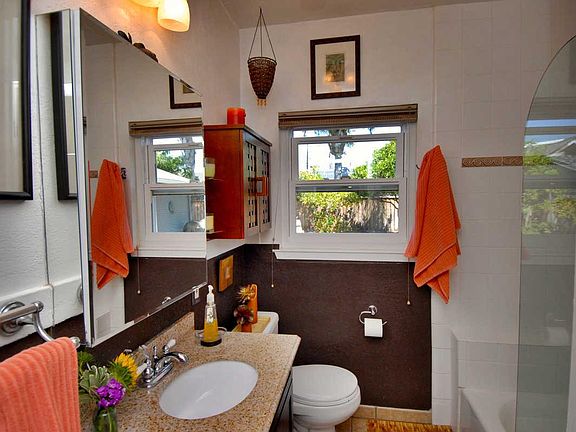 4th image of 222 S Morrison Ave