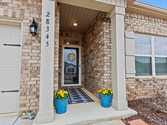 4th image of 28345 Saddle Springs Dr