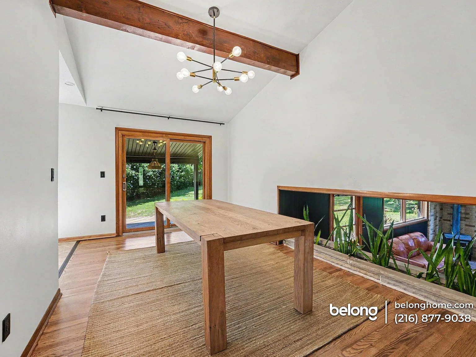 4 bed, 2.0 bath, 2300 sqft, $2,700 — Photo 4