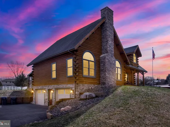 1241 Myerstown Rd, Gardners, PA 17324