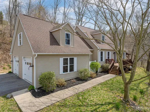 142 Blake Dr, Canton, NC 28716