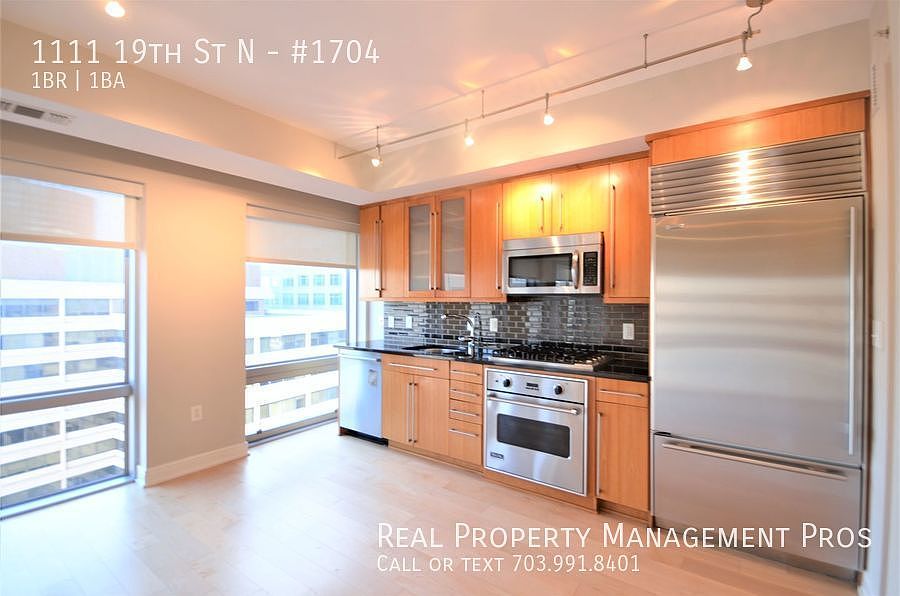1st image of 1111 19th St N APT 1704