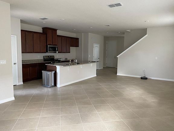 3rd image of 6186 Glory Bower Dr