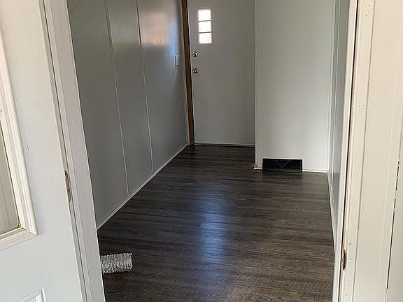 Laundry/ mudroom