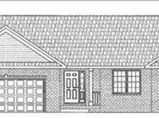2120 Julia Dr, Dubuque, IA 52002