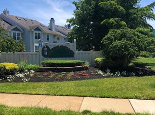 201 Steeplechase Ct #201, Deptford, NJ 08096