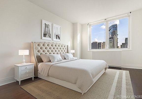 4th image of 212 E 47th St Penthouse G