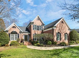 5840 Legacy Cir, Charlotte, NC 28277