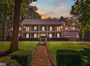 10481 Willowspring Ln, Warrenton, VA 20186