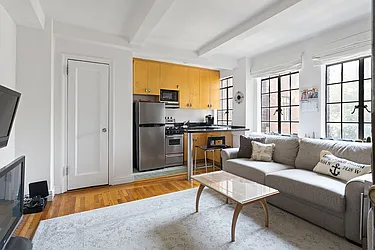 Rented by BLU Real Estate