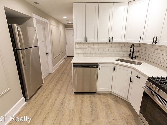 3rd image of 1714 N Spaulding Ave #9458214
