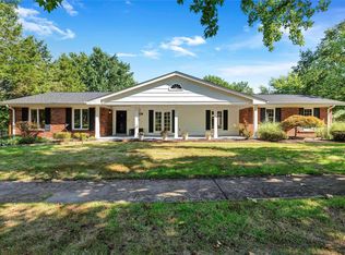 12863 Mason Manor Rd, Saint Louis, MO 63141