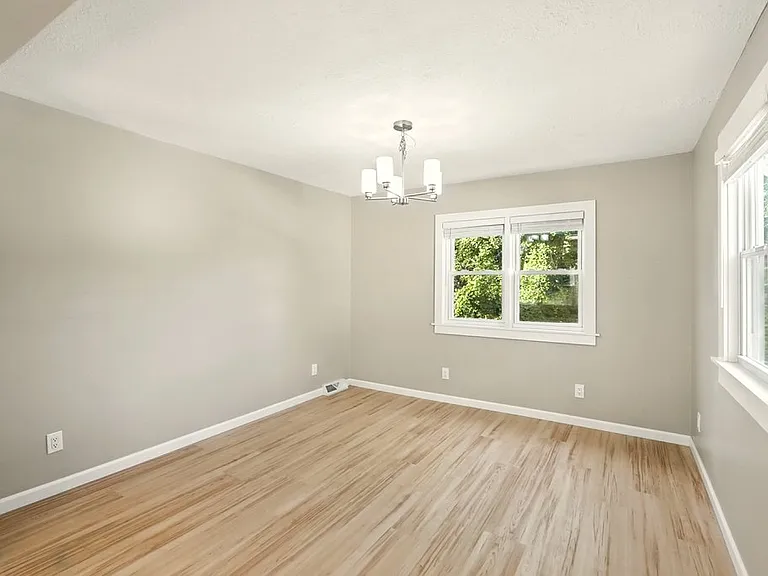 2380 Croydon Rd — Photo 30