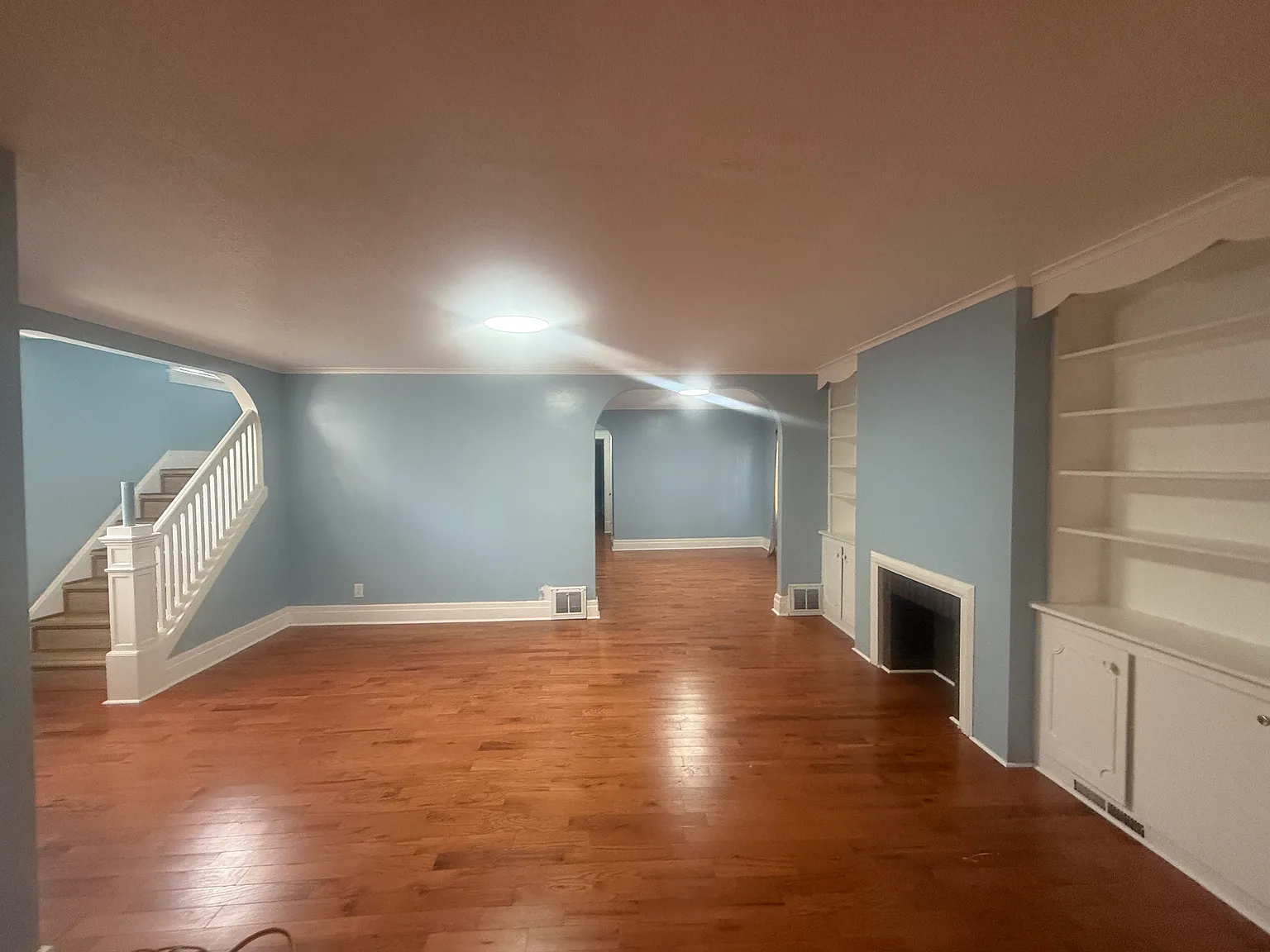 4 bed, 1.5 bath, 1114 sqft, $1,600 — Photo 2