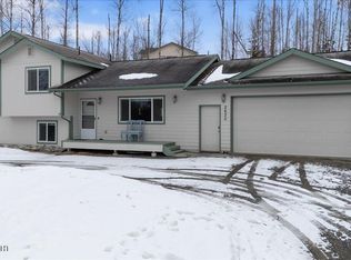2620 S Desiree Cir, Wasilla, AK 99654
