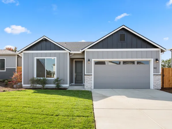 142 Valemont Dr #12, Eagle Point, OR 97524