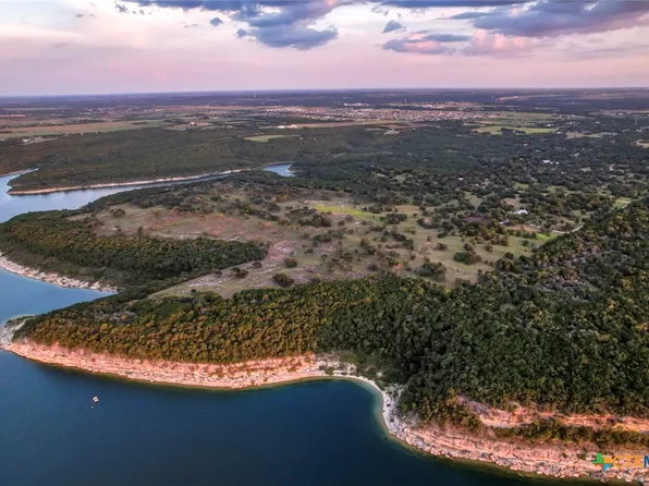 8127 Haley Ln, Salado, TX 76571