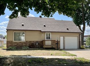 205 S Circle Dr, Viroqua, WI 54665