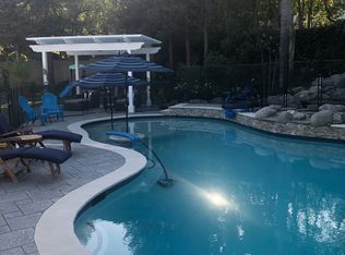 29391 Laro Dr, Agoura Hills, CA 91301