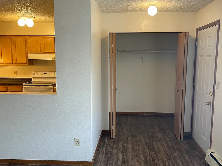650 S Johnson St #10 — Photo 7
