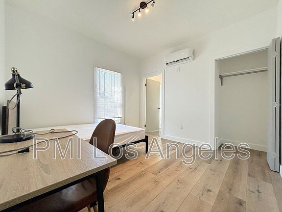 5th image of 3004 S Normandie Ave