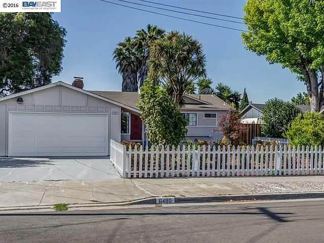 6480 Rochelle Ave photo 1